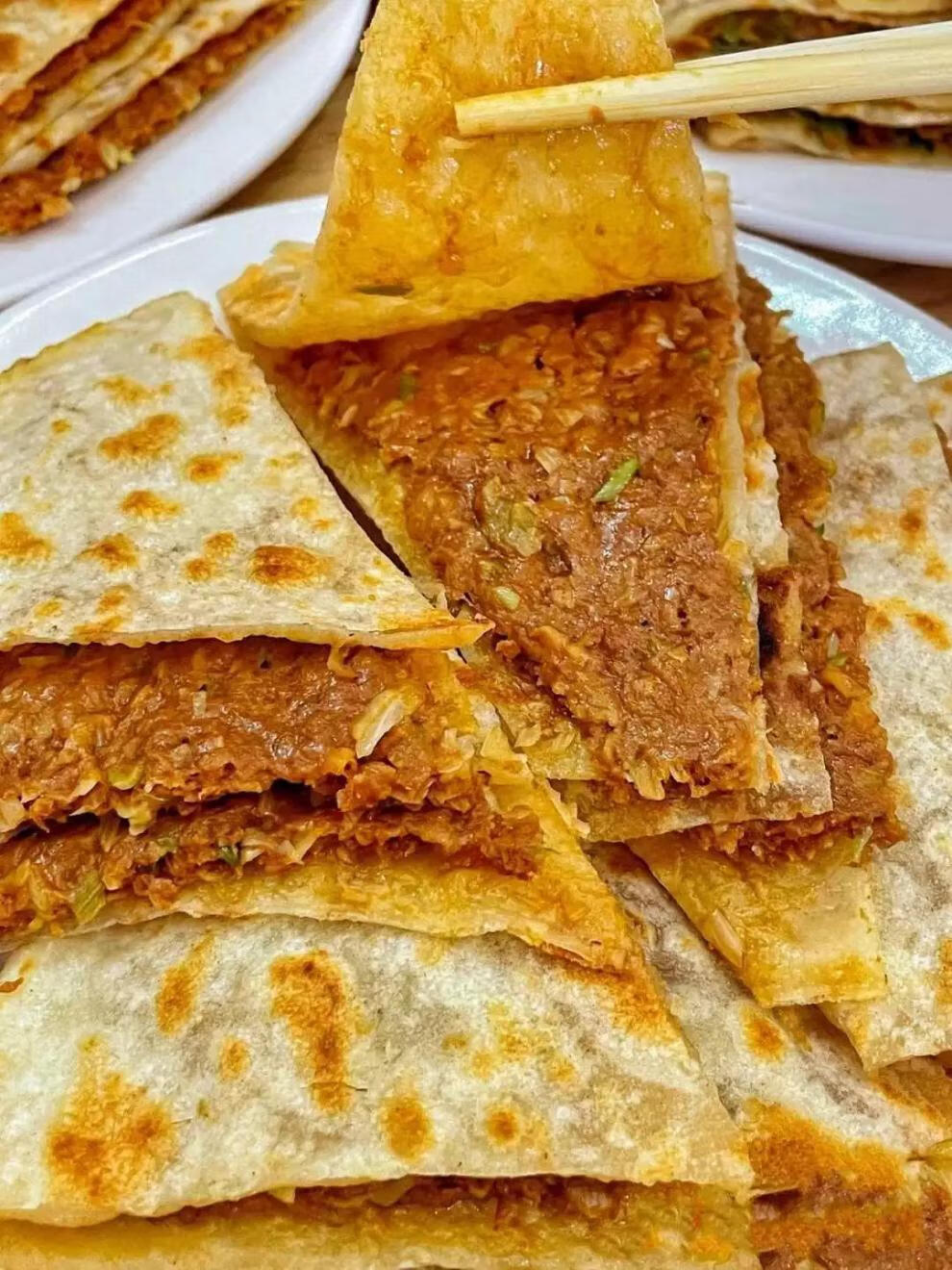 香河肉饼梅干菜肉饼廊坊河北特产小吃早餐薄皮鸡肉饼猪肉馅饼烧饼