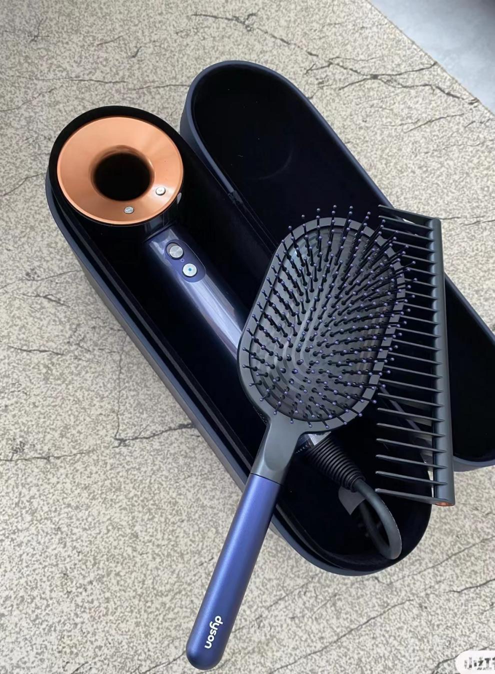 戴森(dyson) 原装气垫按摩宽齿梳子便携造型顺滑梳女面包气囊梳套装