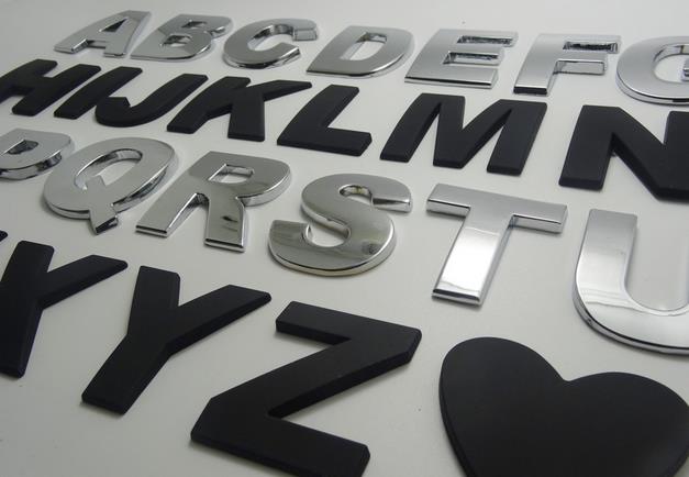 大号个性diy英文字母车贴金属改装数字贴汽车用品装饰车标志字标5个起