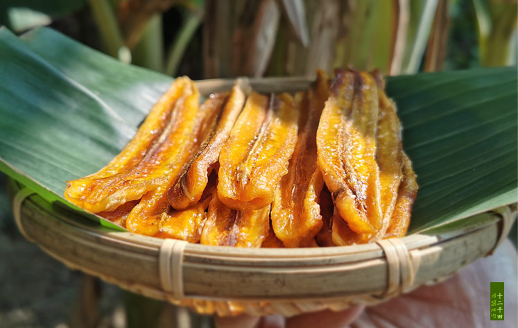 西双版纳香蕉干自然晾晒傣家手工美食水果干果脯云南特产原味