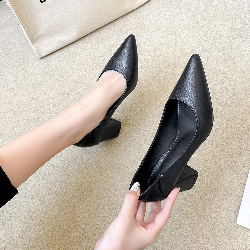新款半根女鞋大码粗跟高跟鞋黑色软皮3cm工作鞋中跟夏款女鞋职业单鞋