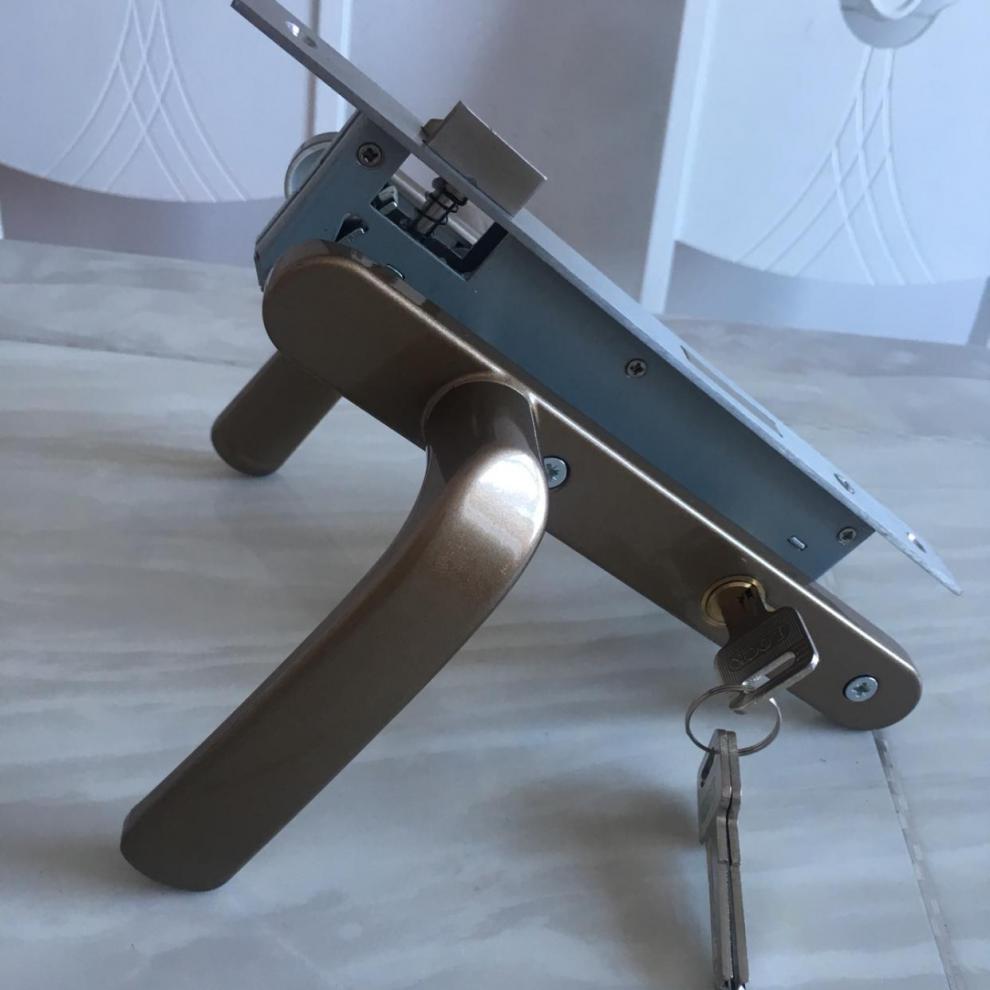 断桥铝门锁铝合金门锁平开门锁双面执手锁8535锁具8520/8525/8530 黑