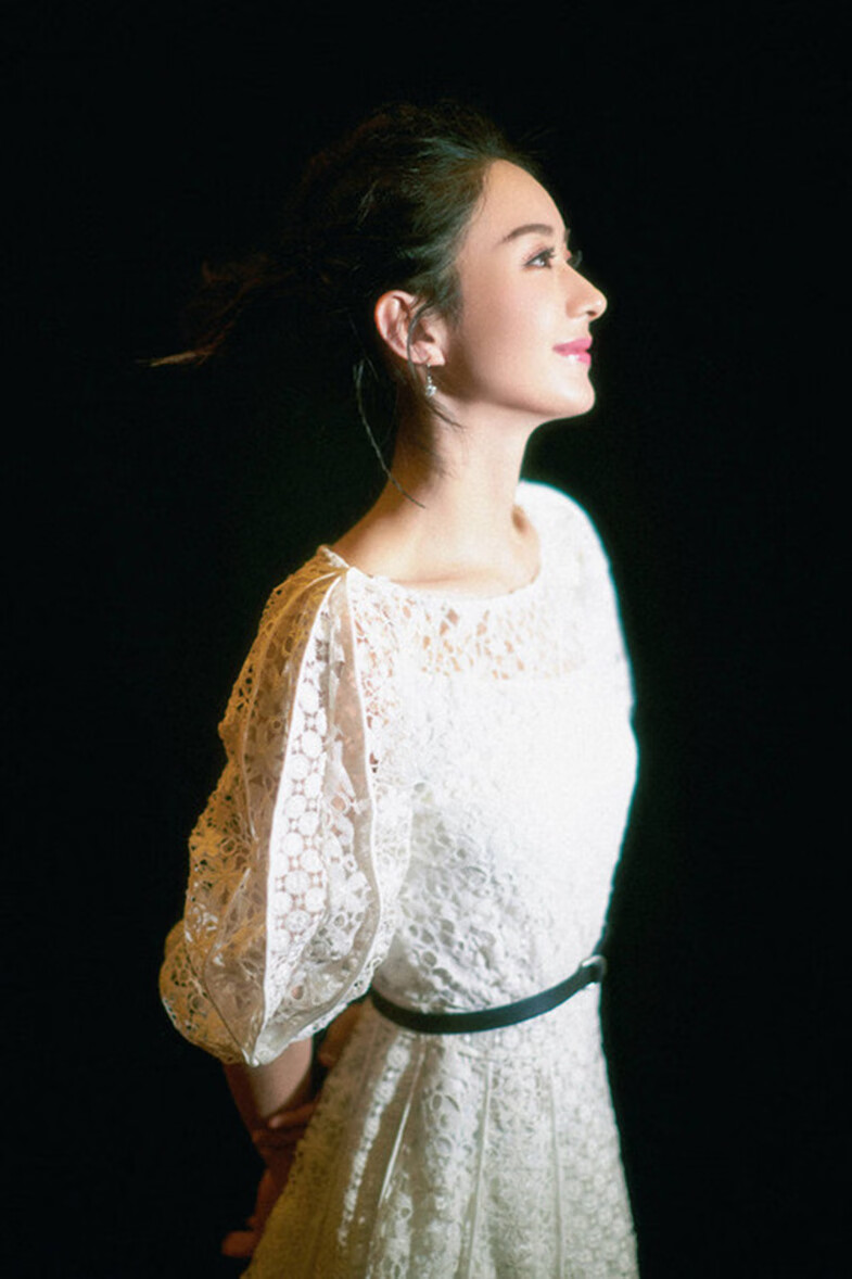 【品牌直营】高档轻奢赵丽颖同款宴会长款显瘦连衣裙白色蕾丝仙女气质