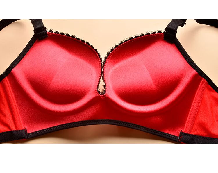 加厚文胸超厚超厚小胸聚拢加厚8cm内衣女无痕文胸性感无钢圈002黑色
