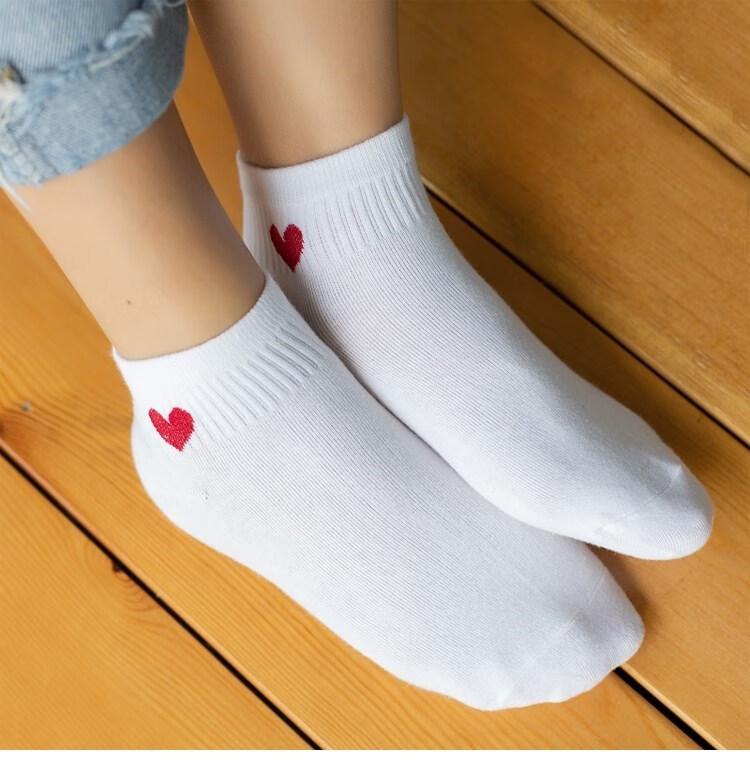 69春夏季纯棉女袜爱心小白袜学院风女生短袜可爱低帮船袜日系袜子女