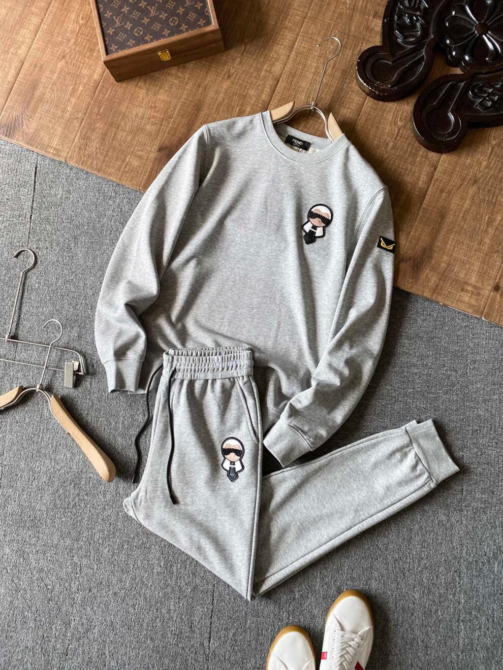 芬迪fendi22秋冬新款老佛爷logo运动休闲套装 套头长袖两件套男 红色