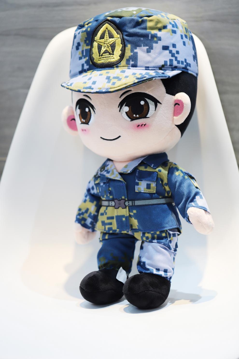 军人玩偶兵哥哥礼物女友迷彩娃娃军恋情侣军婚布娃娃消防款消防50厘米