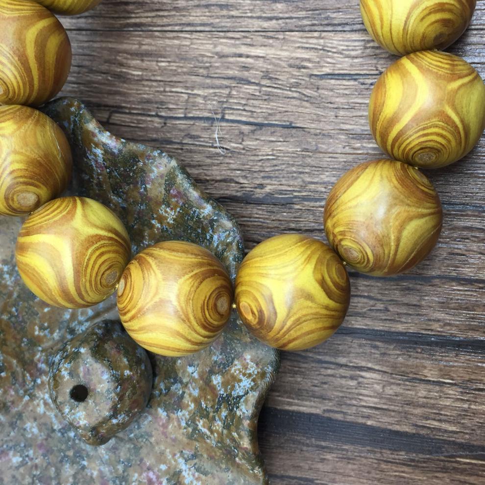 精品黄金柚手串饰品2.