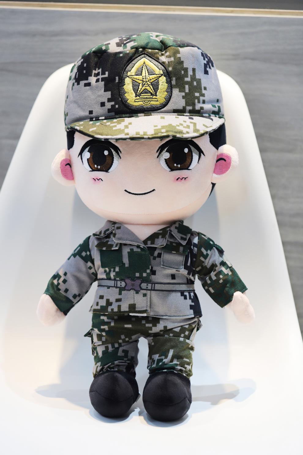 军人玩偶兵哥哥礼物女友迷彩娃娃军恋情侣军婚布娃娃消防款消防50厘米