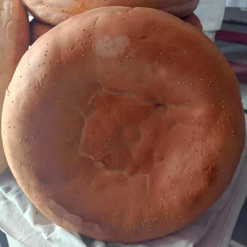 山东莒南大锅饼八斤大饼山东大锅饼莒南刘庄喜饼手工临沂烙制重团圆饼