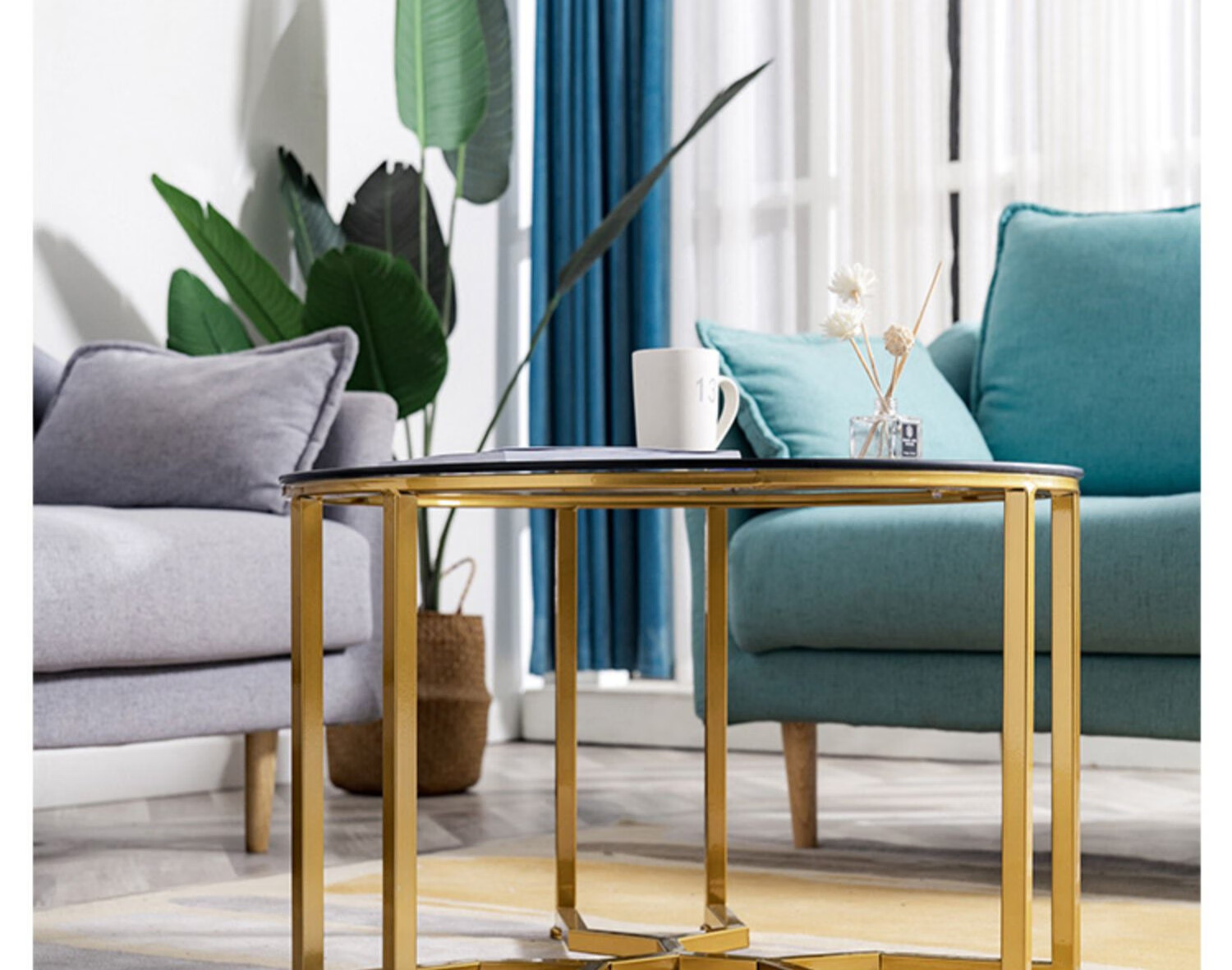 北欧小户型圆形玻璃茶几网红简约现代阳台小圆桌铁艺轻奢咖啡桌子 雅