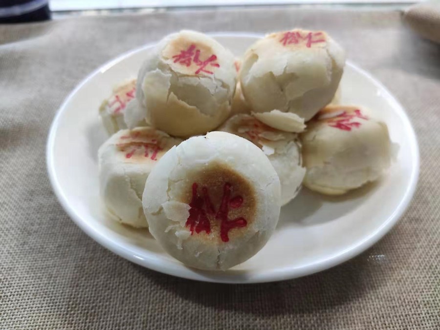 陕西特产石灰窑传统水晶饼正宗渭南健民白皮点心伍仁多种口味糕点传统