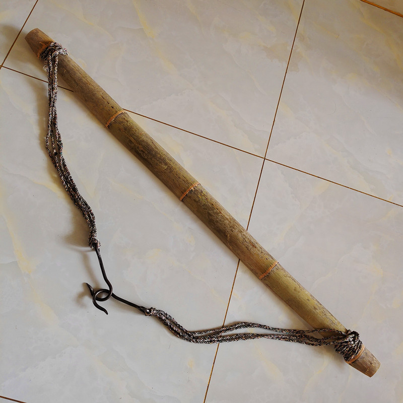 老竹扁担楠竹带绳子铁钩家用挑水建筑工地娱乐道具园林用品东达人081