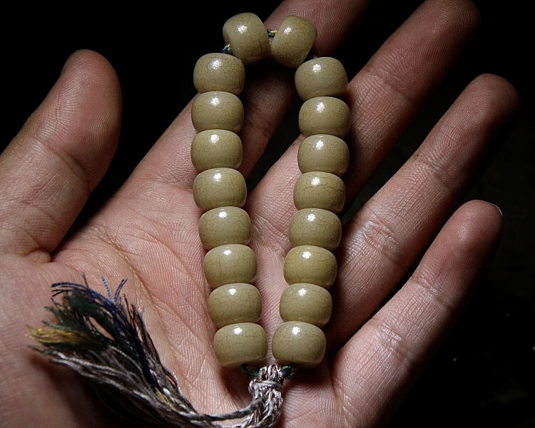 缅甸白菩提手串【原创设计】白菩提子根佛珠108颗白玉男盘玩手串念珠