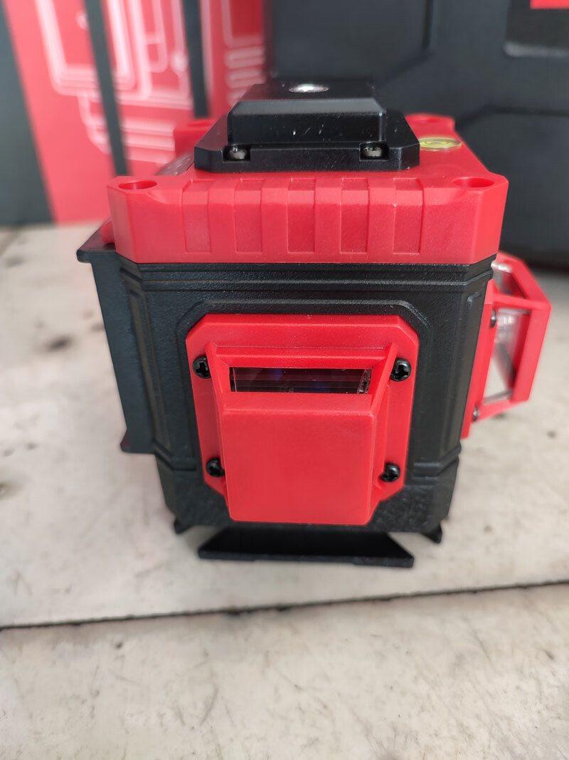 超霸水平仪2线3线5线12线绿光激光水平仪高精度强光贴地仪贴墙仪2线