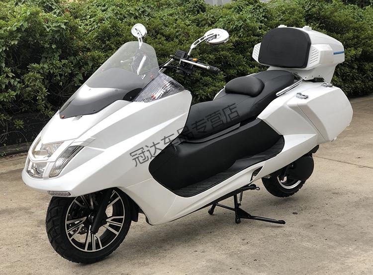 全新巡洋舰t2款式大型踏板摩托车跑车国四电喷燃油男女式助力车可上牌