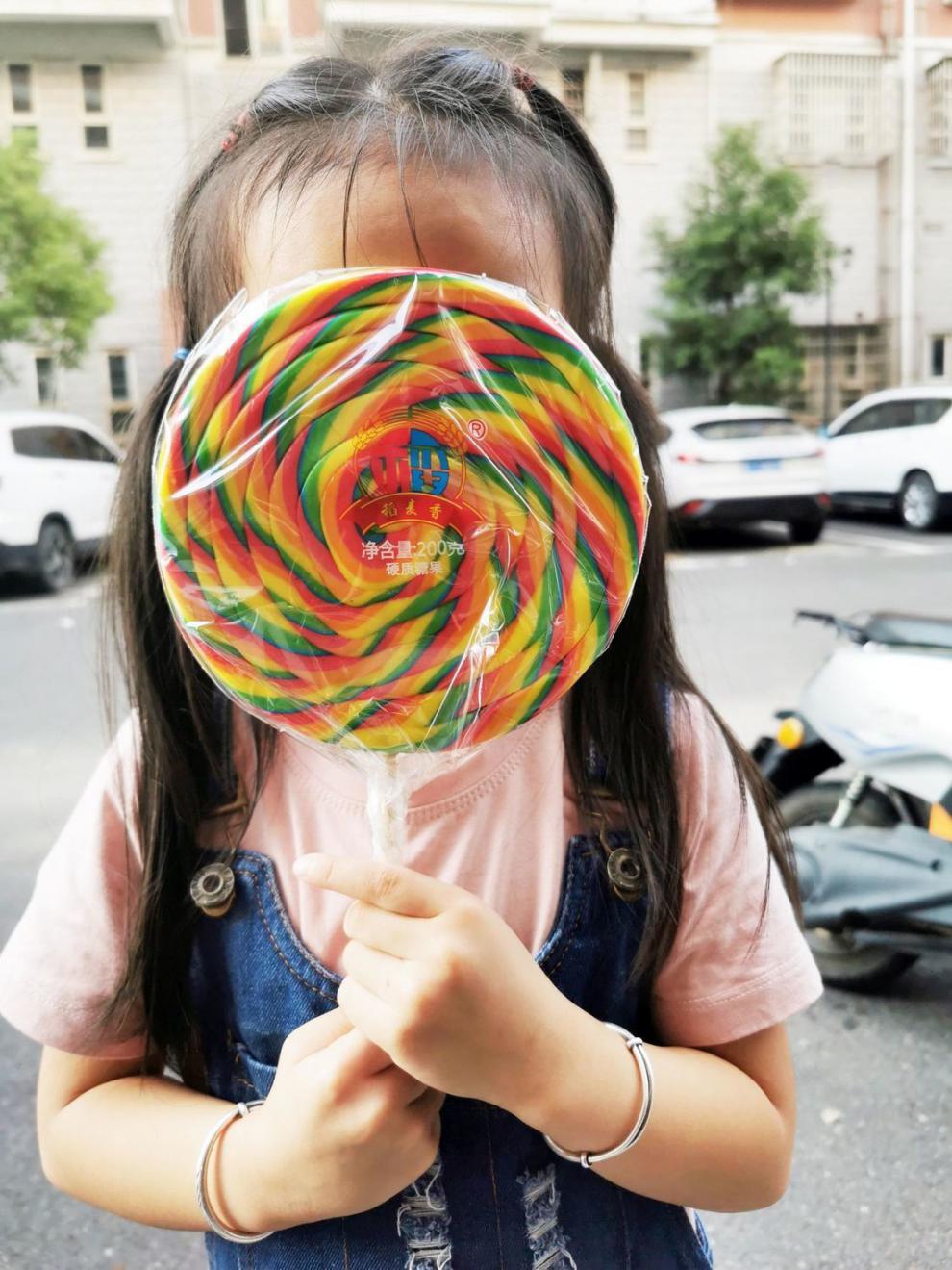 超大彩虹棒棒糖心形波板糖硬糖零食女生生日礼物糖果七夕节礼物千纸鹤