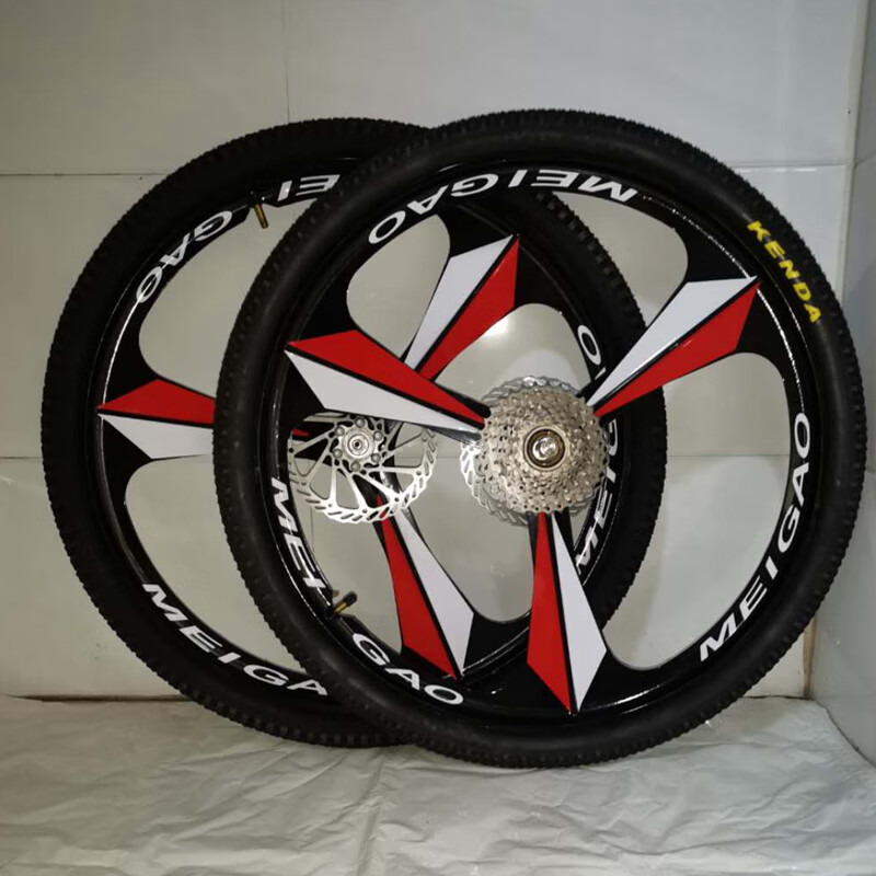 青少年自行车六刀轮24吋26吋三六十合金一体铝轮自行车轮组山地车轮毂