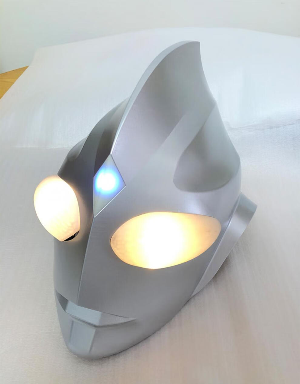 迪迦奥特曼头套头盔面具发光大人成人儿童男衣服装cos皮套万圣节 本店