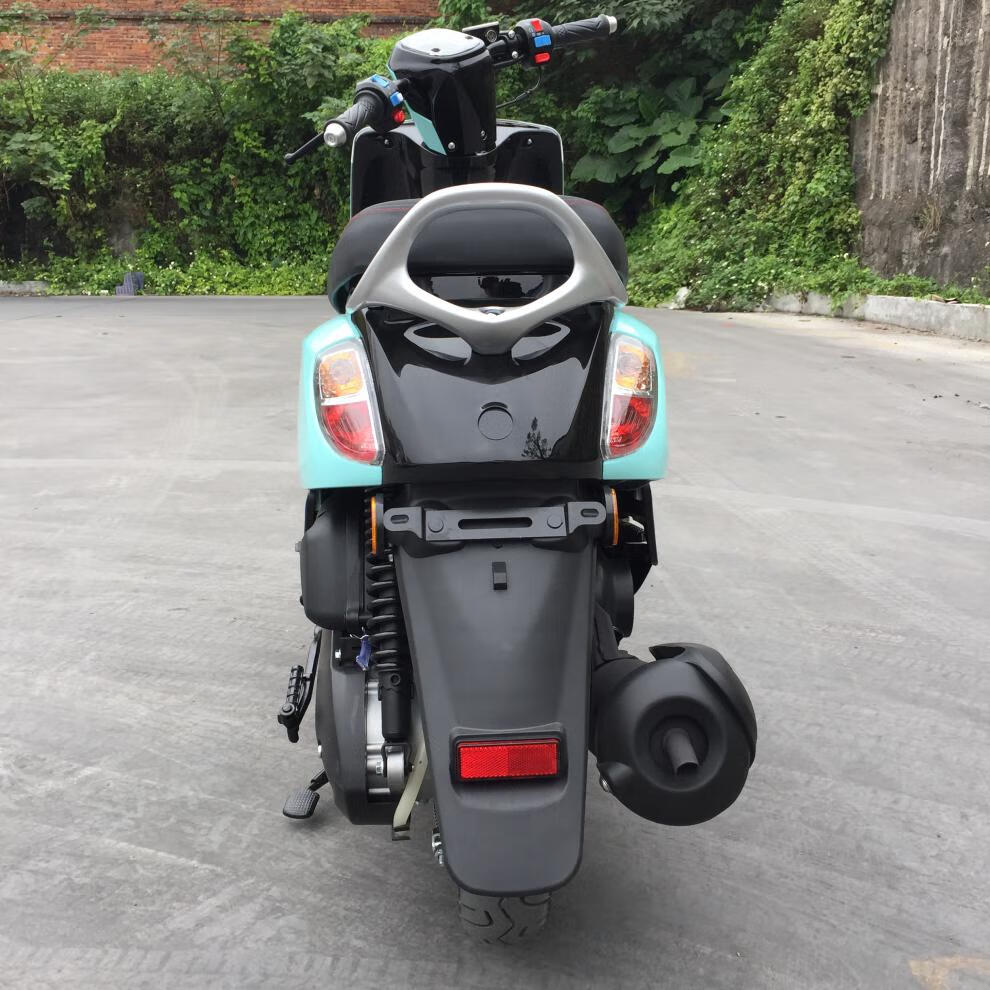 款式雅马哈款式酷奇款式110省油踏板摩托车电喷国四可上牌本田款式天