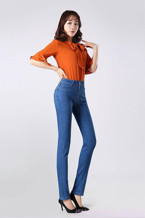 早春季女式牛仔裤中年高腰妈妈妇女士库子春秋女弹力大码韩版宽松直筒