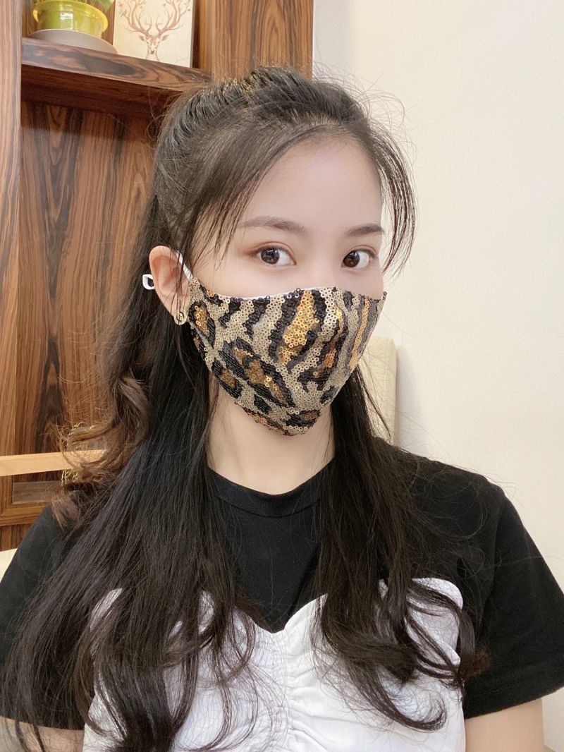 聂庄好看的口罩豹纹亮片装饰口罩夏季薄款透气女时尚百搭防护口罩防晒
