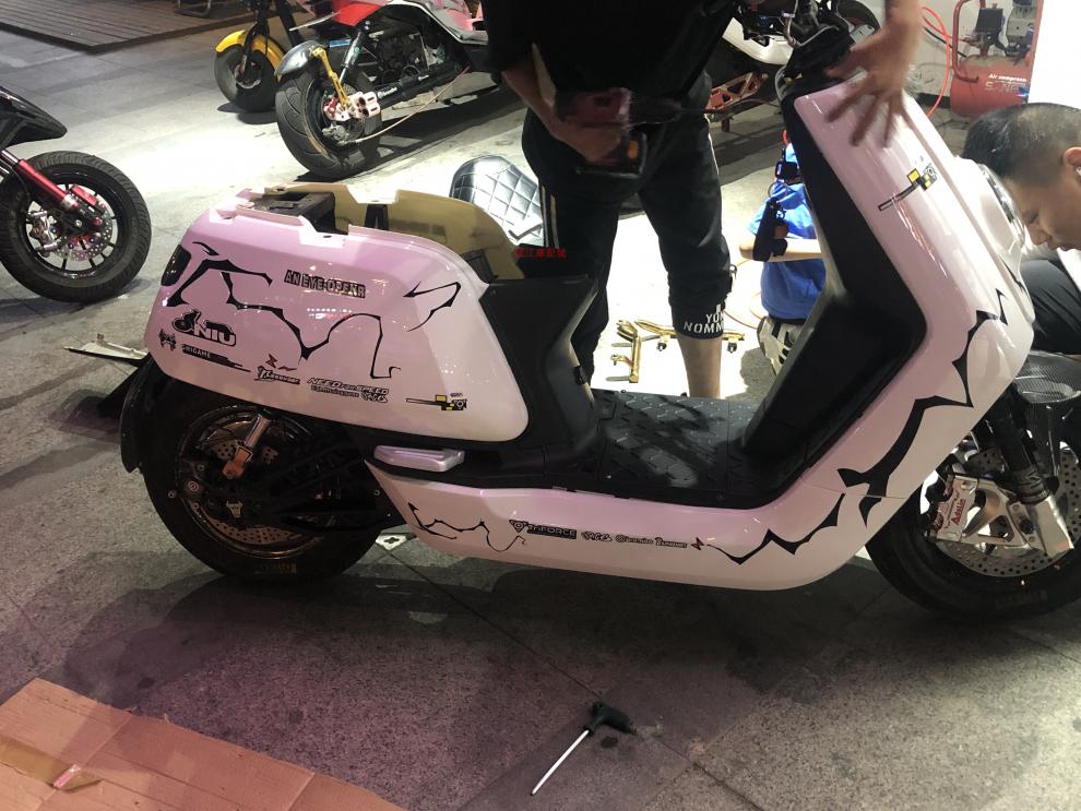 适用于小牛n1s车壳电动车适配于n1sn1原厂改装配件整车烤漆件外壳前围