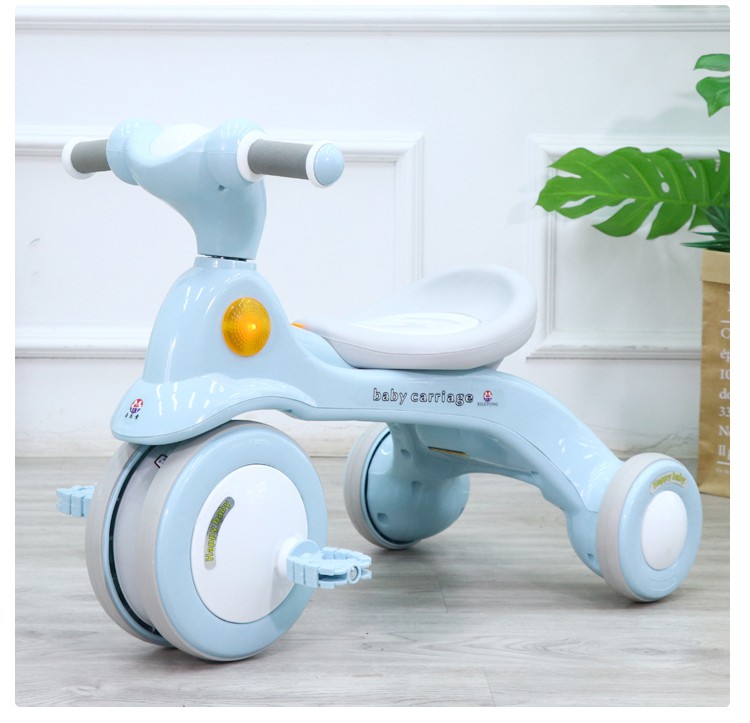 儿童三轮车手推车宝宝脚踏板车带音乐男女宝宝轻便脚蹬车蓝色音乐灯光