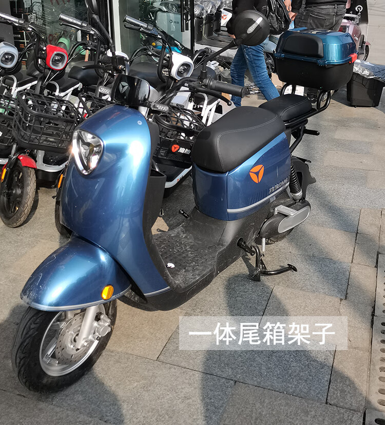 适用于雅迪de3外卖支架尾翼后备箱架dm6尾箱架dt6尾架电动车tdr2323z