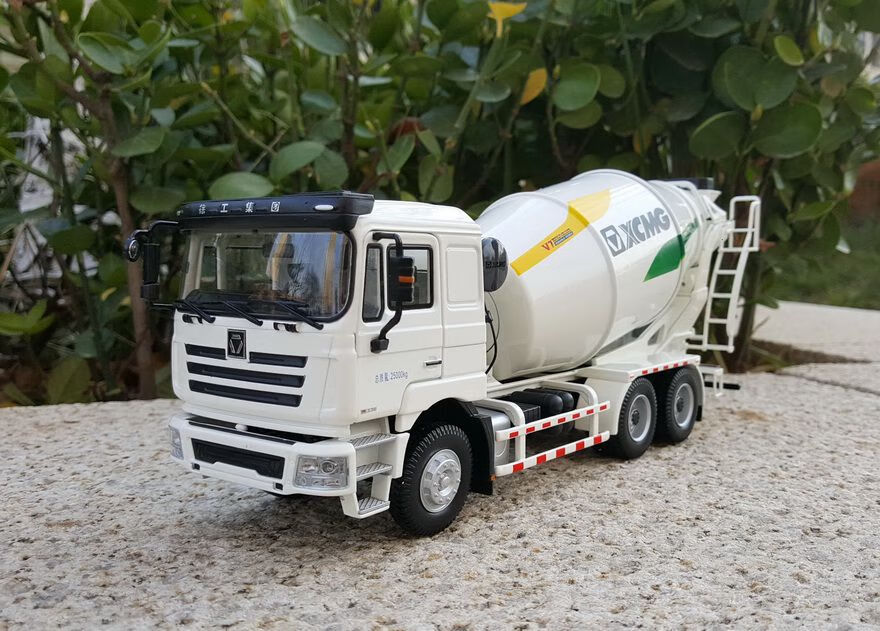 徐工施维英混凝土搅拌运输车模型135水泥车工程车合金模型徐工汉风64