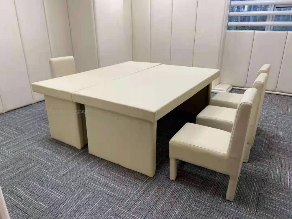 京鹤 防撞审讯台询问桌椅留置谈话室软包桌椅组合 1.6米平面防撞桌