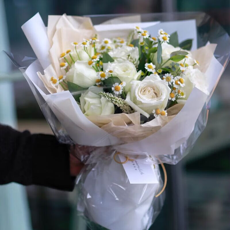 七夕恋白玫瑰混搭花束鲜花速递同城配送郑州上海北京重庆成都生日送花