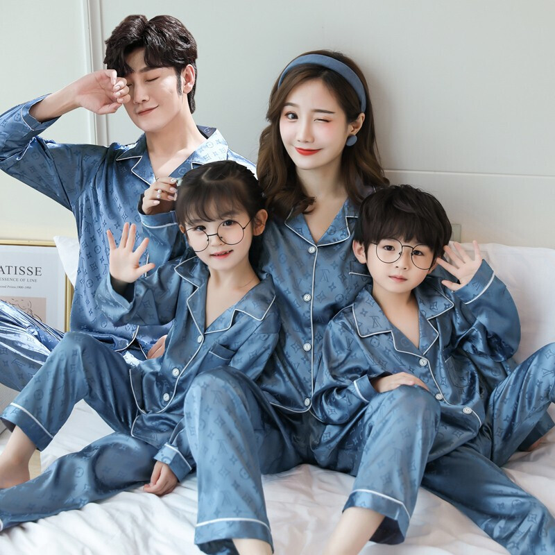 亲子睡衣女儿童一家三口装冰丝长袖父母四口仿春秋季家居服家庭套装