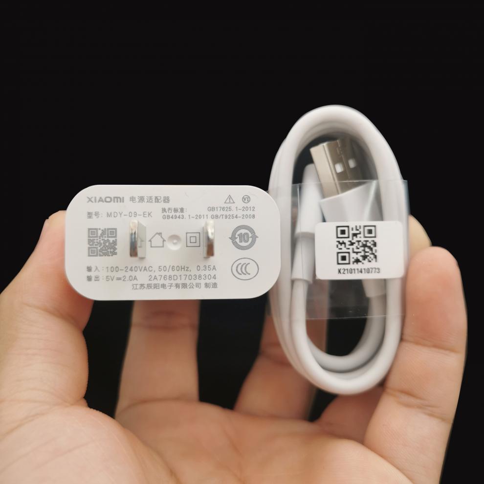 10030520825621商品名称:小米红米note7原装充电器note7pro数据线5v