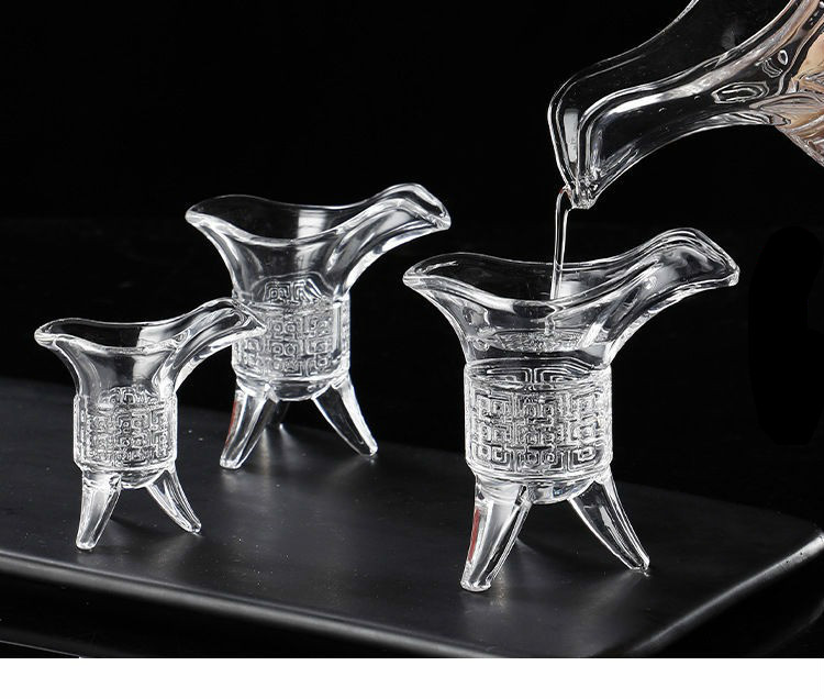 驰诺 杯侯爵杯仿古古代酒杯创意水晶玻璃杯古代三足鼎杯小酒杯烈酒杯 