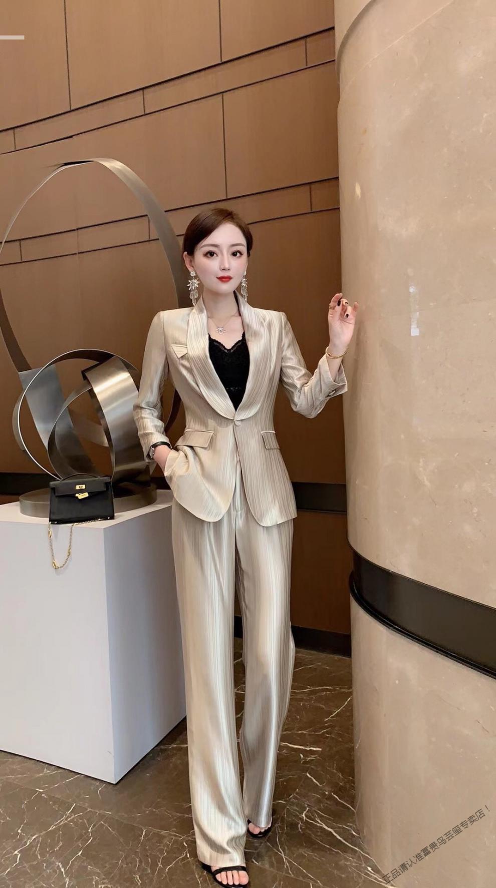 富贵鸟欧洲站名媛西服套装2021夏新款职业气质三醋酸真丝西装长裤两