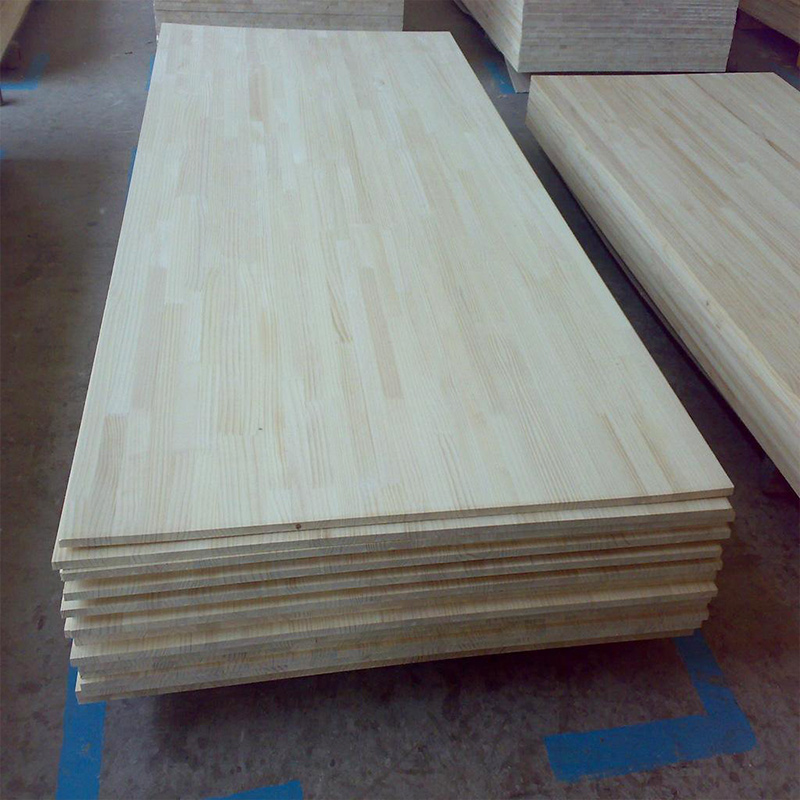 新西兰松木指接板拼接板实木直拼板e0家具衣柜集成材18mm松木指接板