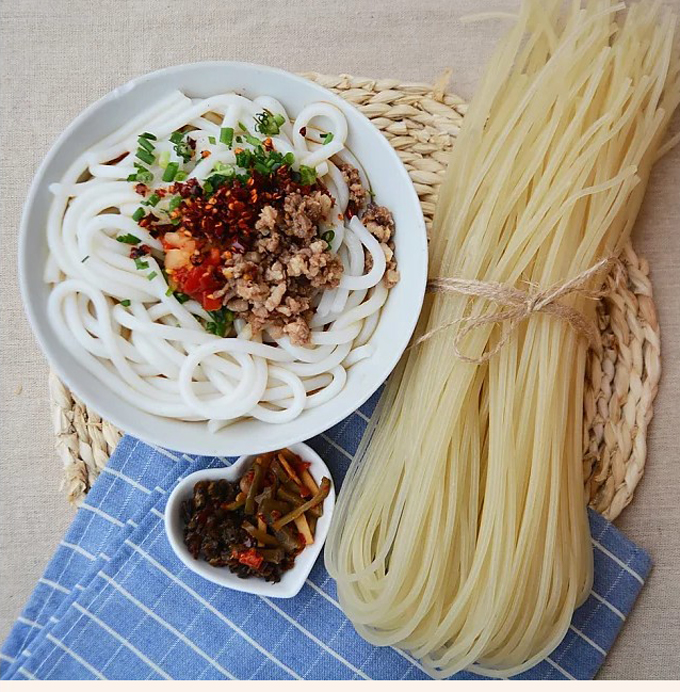 湖南米粉怀化洪江特产纯大米圆粉细粉安江粗粉赛新疆干挑炒粉3斤细粉