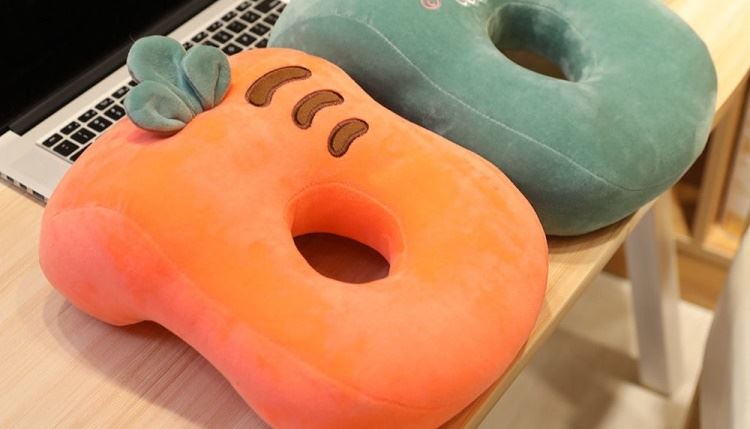 中间有洞的抱枕 床上趴着睡的枕头中间有洞趴睡枕学生趴趴枕可爱透气