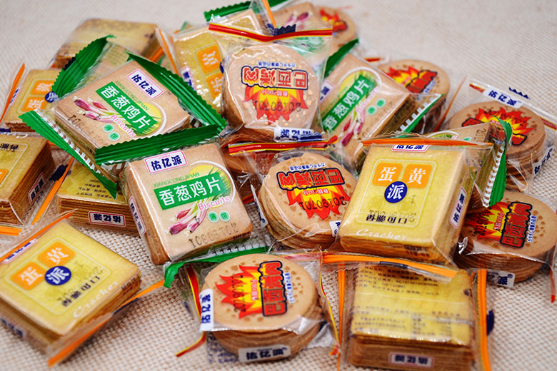 大寨特产五谷香压饼佑亿派饼干整箱薄饼早餐代餐零食散装小包装香葱鸡