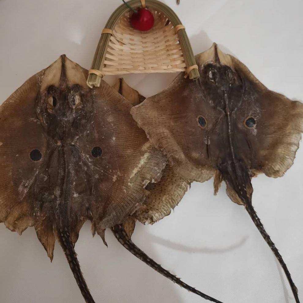 散装皮鱼干老板鱼干孔鳐鱼夫鱼魔鬼鱼鲽鱼淡晒瑶鱼海鲜干货200克中个