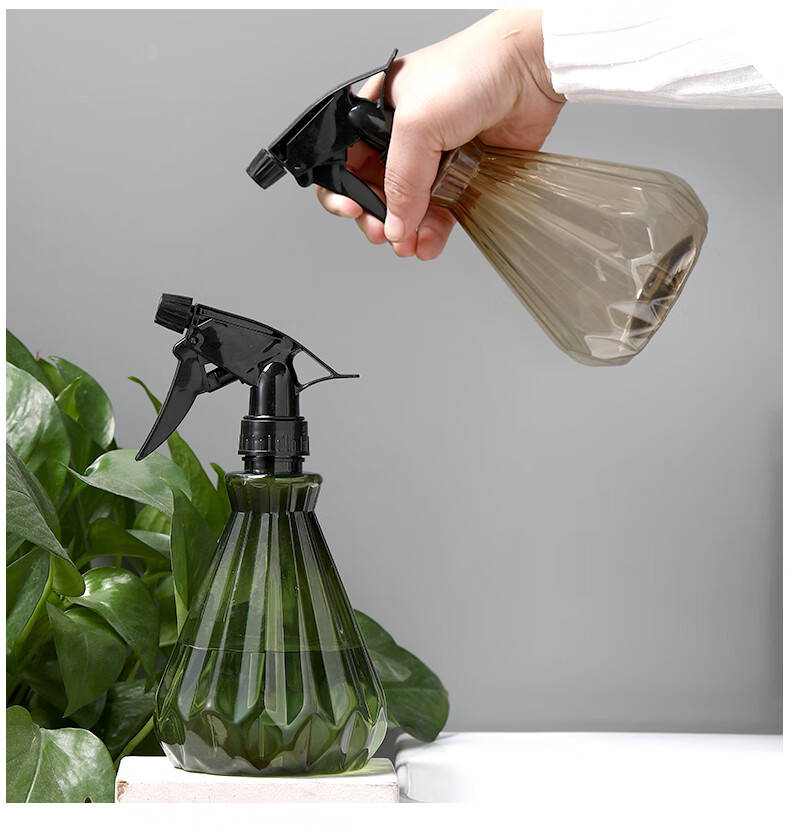 手持喷水壶塑料洒水壶500ml钻石喷壶园艺浇花喷雾器气压式洒水壶橄榄