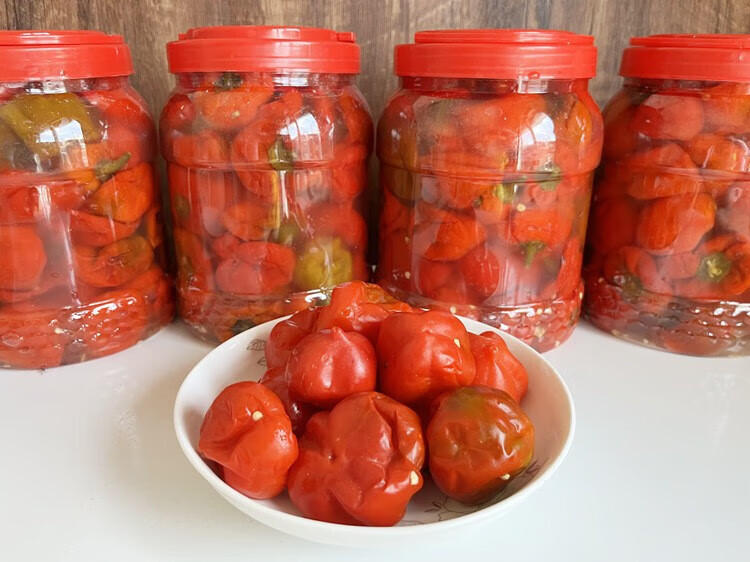 桶装红灯笼泡椒安徽霍山漫水河农家自制椒圆椒红辣椒一桶4斤 3桶(划算