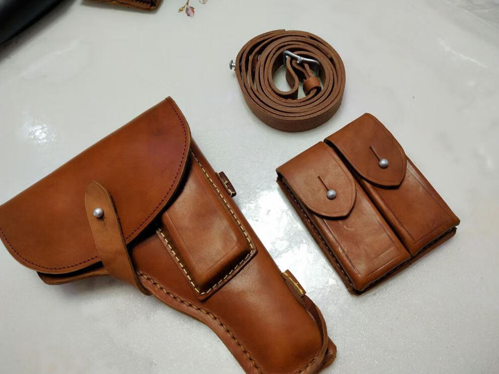 捷天下 54黄皮革枪套黄皮三件套双排套 枪包收藏影演出三件 皮枪套 54