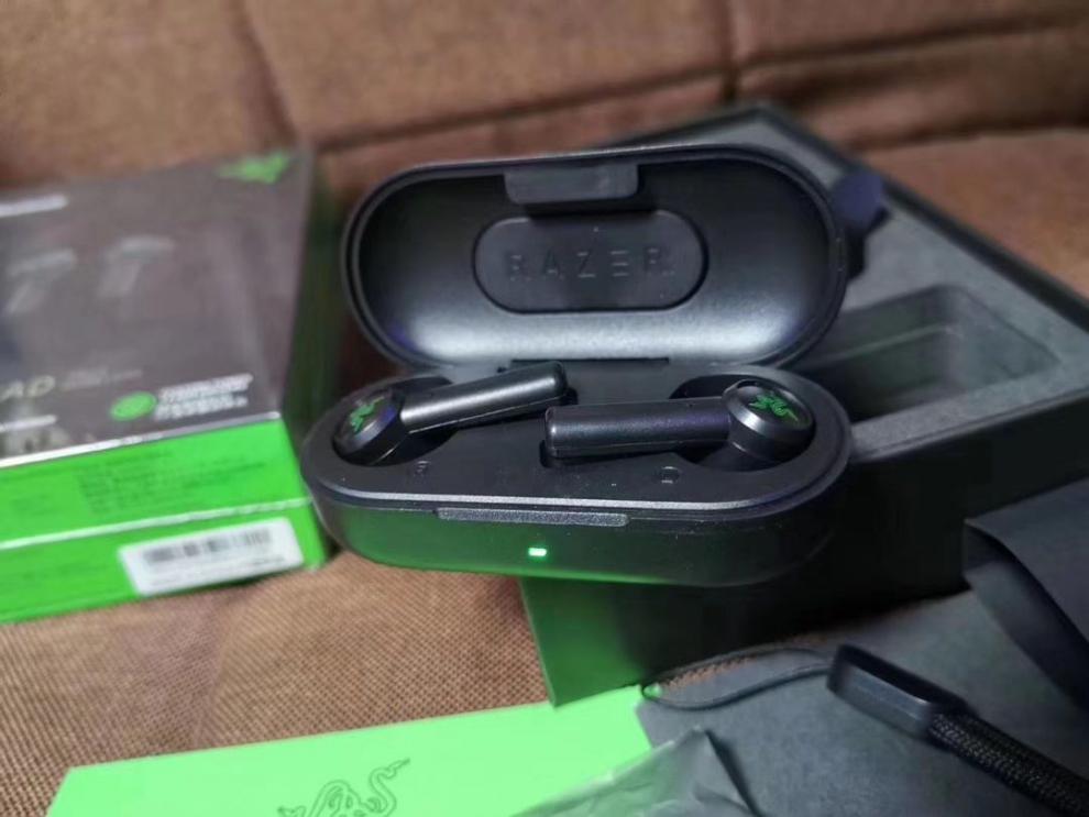 珠海市razer雷蛇战锤狂鲨真线游戏吃鸡电竞入耳式运动音乐蓝牙耳机