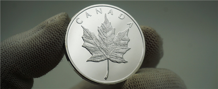 慕诗加拿大枫叶银币纪念章收藏硬币35mm枫叶纪念币女王头像