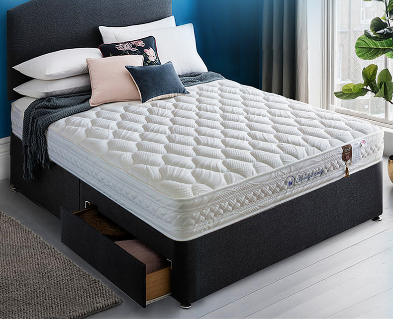 亚朵酒店床垫moon天然乳胶床垫15m18米独立弹簧椰棕垫家用软垫席梦思