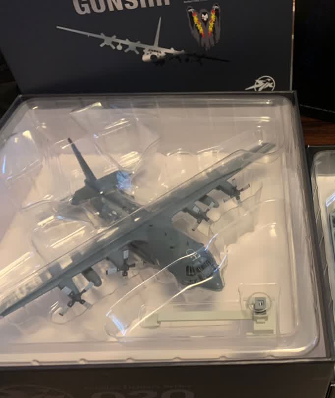 【六一儿童节礼物】ac130空中炮艇 s14 1/144洛克希德ac130空中炮艇