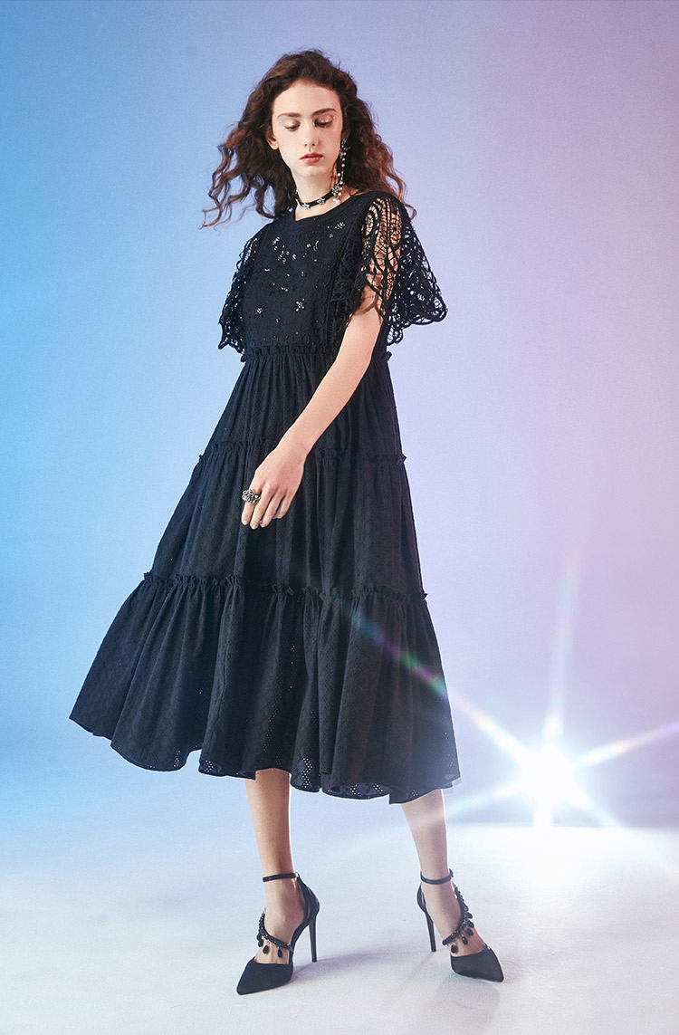 莲灿2021夏季新宽松修身圆领蝴蝶袖塔裙短袖连衣裙黑色s