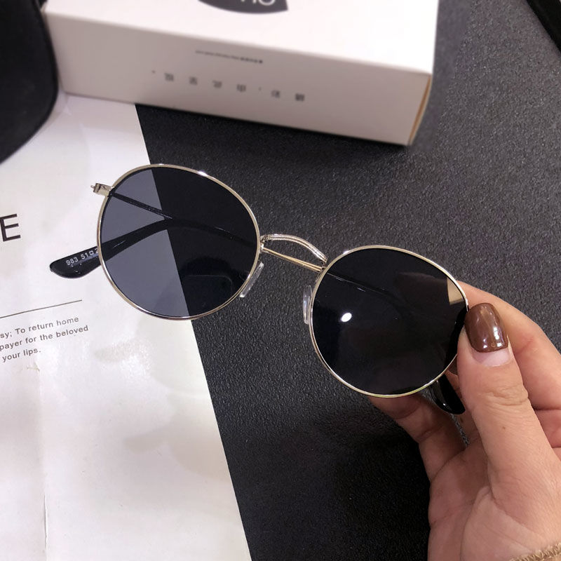 2021复古金边珍珠链条搭配气女偏光墨镜潮街拍太阳眼镜男金框黑片单个